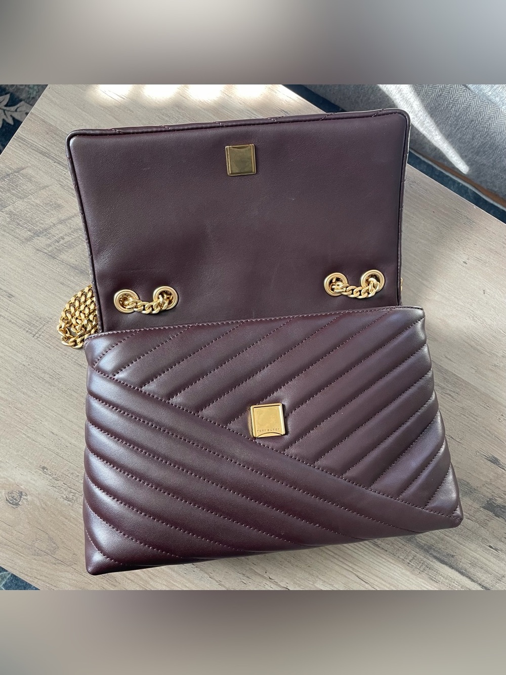Tory Burch Kira Chevron Quilted Convertible Shoulder Bag - Picture 3 of 14